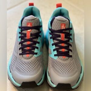 NWOT The North Face Women’s Vectiv Enduris Trail Running Sneakers Shoes Size 7.5